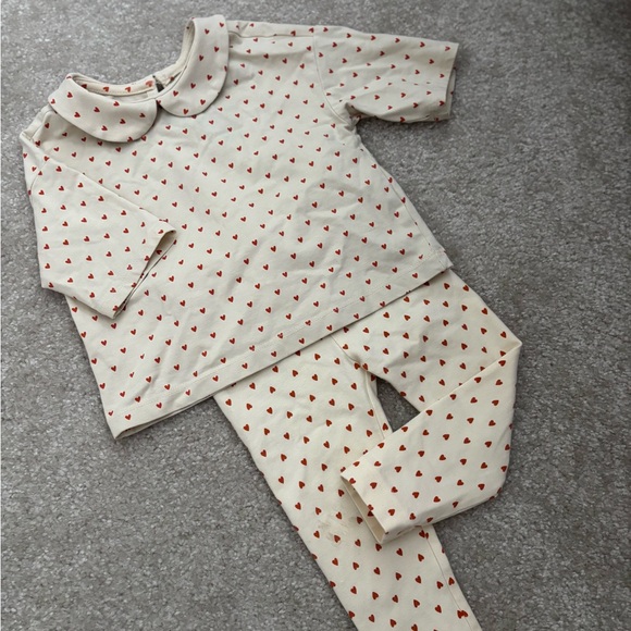 Hanna Andersson Other - Heart Pattern Kids Top and leggings Set